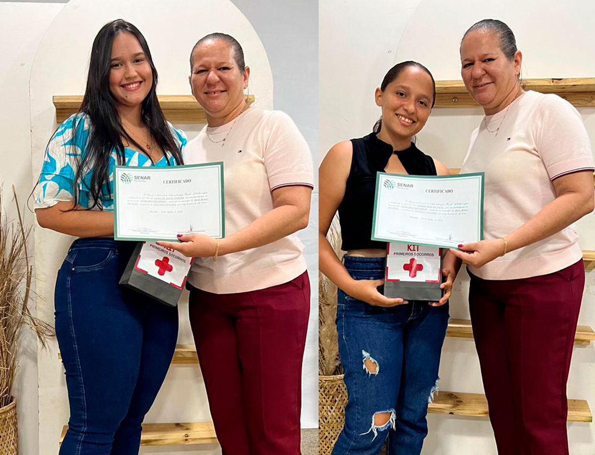 Luciana Leocádio participa da entrega de certificados do curso de primeiros socorros para juventude