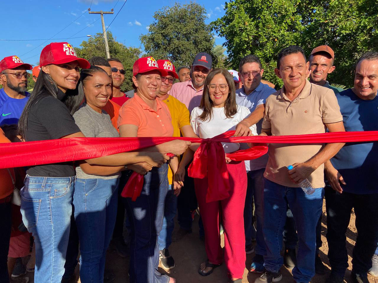 Água e estrada: Inauguração em dose dupla no Povoado Estaleiro