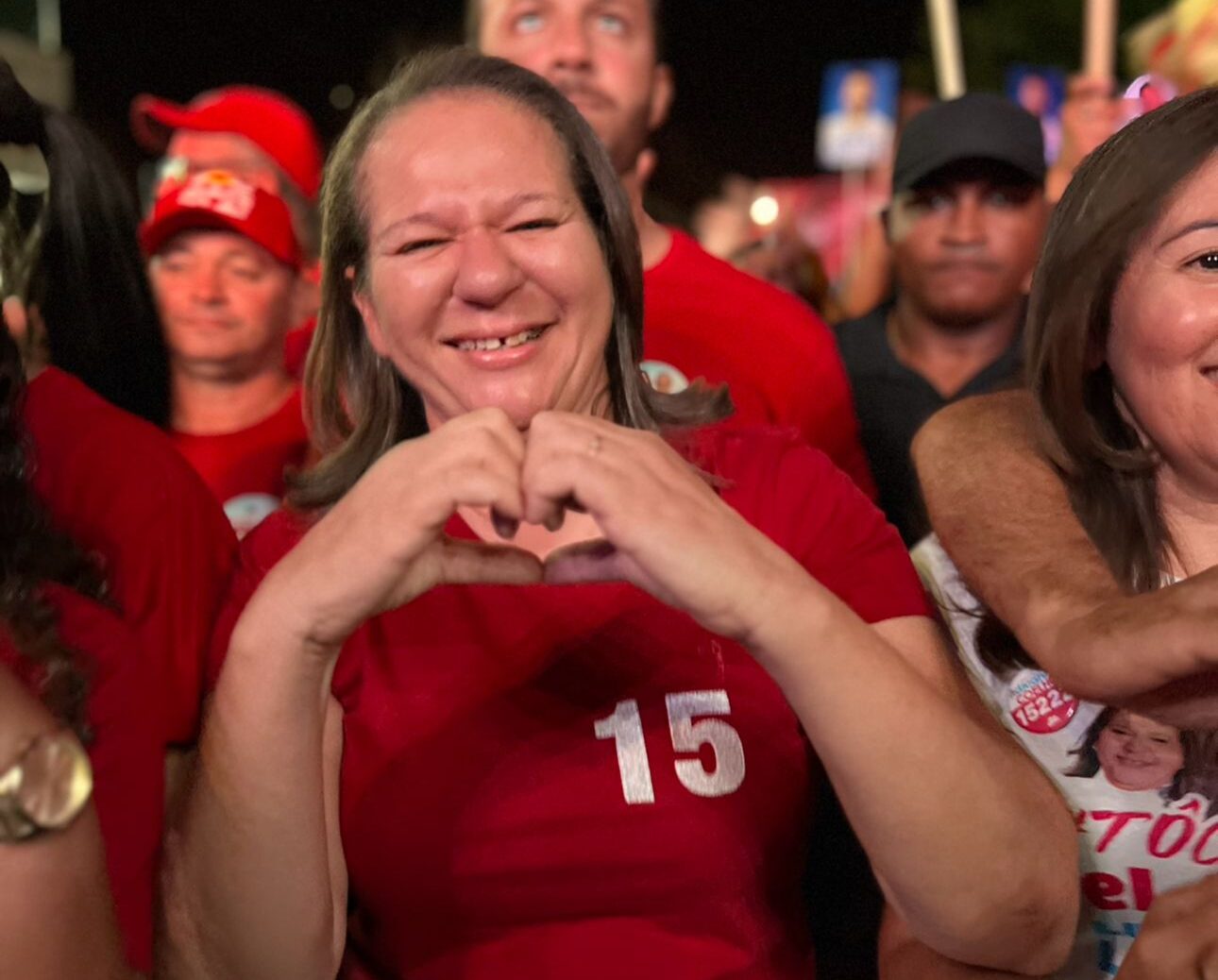 Pesquisa confirma: Luciana Leocádio com 52,5% é a favorita para a prefeitura de Buriti Bravo