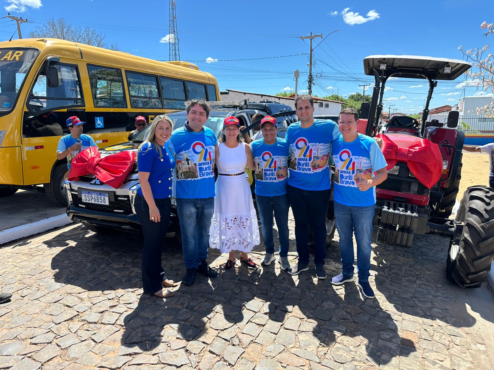 Luciana e Governo do Estado entregam equipamentos, obras e anunciam novos avanços para Buriti Bravo
