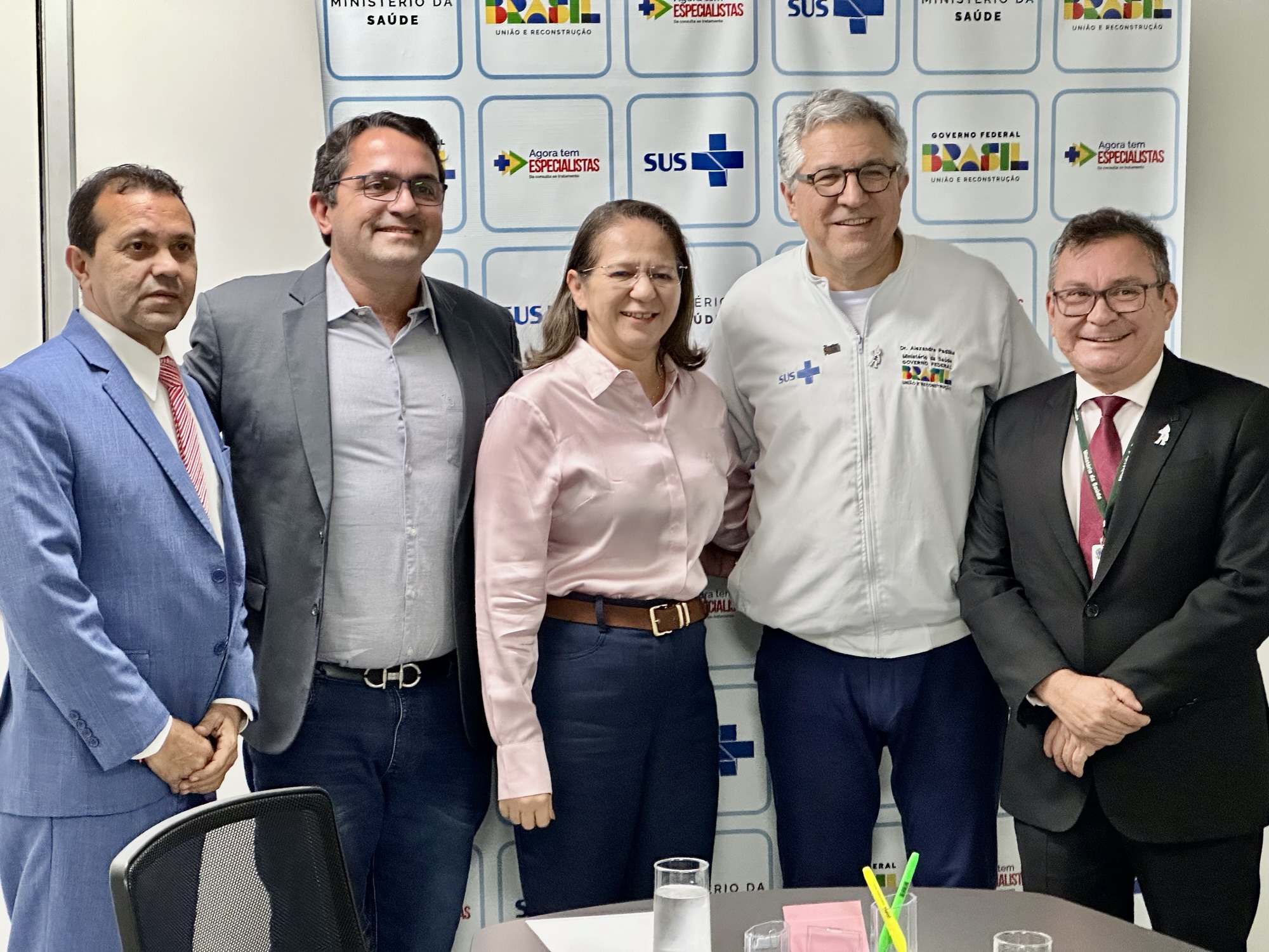 Prefeita Luciana Leocádio e Deputado Júnior Lourenço levam demandas de Buriti Bravo ao Ministério da Saúde